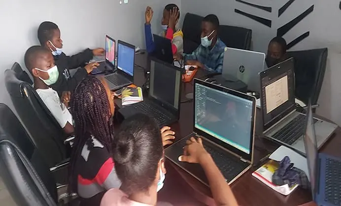 Weekend-ICT-and-coding-Classes-for-kids-in-Abuja-Nigeria
